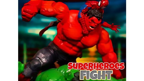 SUPERHEROES FIGHT